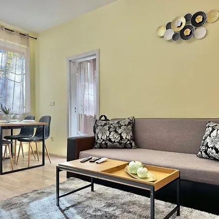 Cozy & Comfort For 4 Guests 10 Minutes Away From Centre * Sofya
