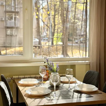 Cozy & Comfort For 4 Guests 10 Minutes Away From Centre *