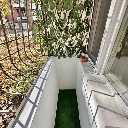 Cozy & Comfort For 4 Guests 10 Minutes Away From Centre 公寓 *